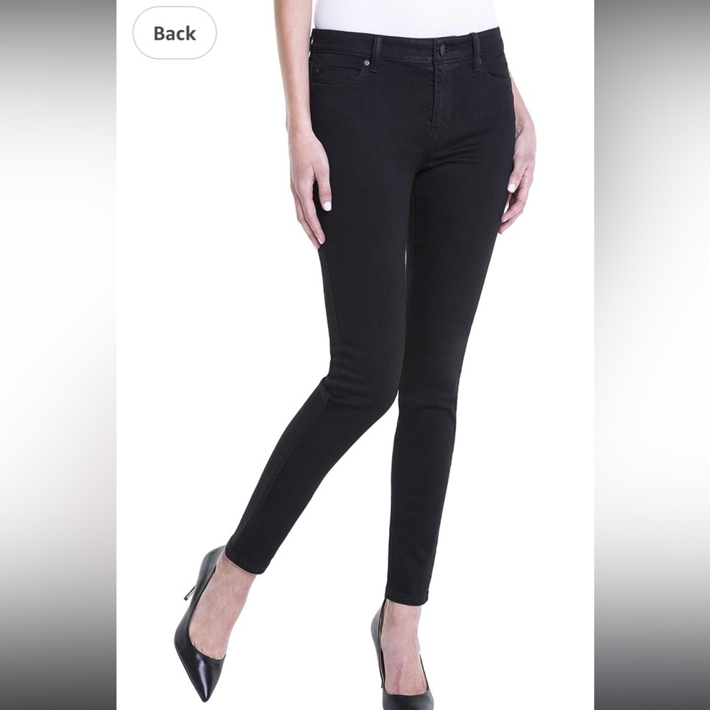 Like new! Liverpool Jeans Abby Skinny perfect black Jeans with tags